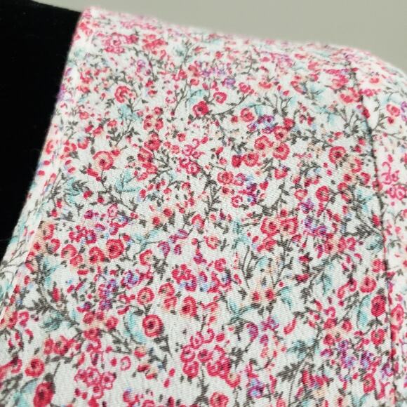 Pink and White Plunge V Neck Short Sleeve High Low Micro Floral Top Size 2 - Picture 6 of 8